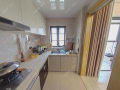 b1b63bf9-7a3b-40c7-b925-15caa035ff30