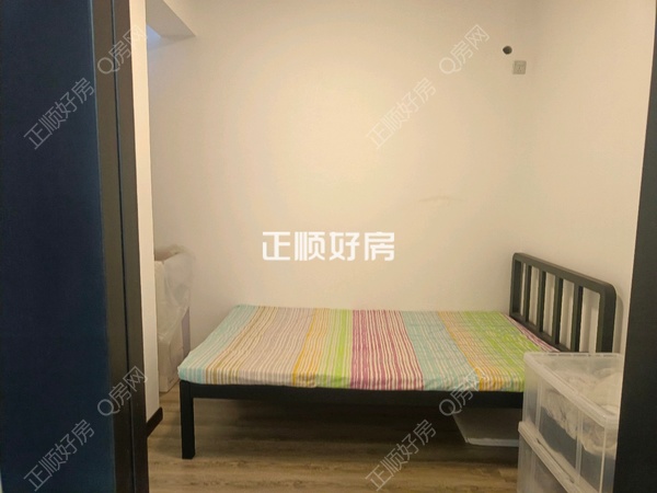 次卧