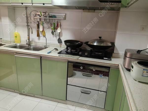 edbd7e126d999ff01241aa49df2bd25b