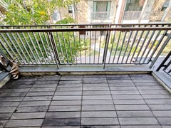 2楼阳台