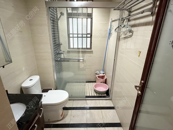 301134a4e39e85b68d7a61b2706f042