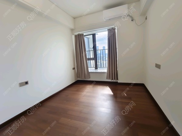 tmpimage182128177885