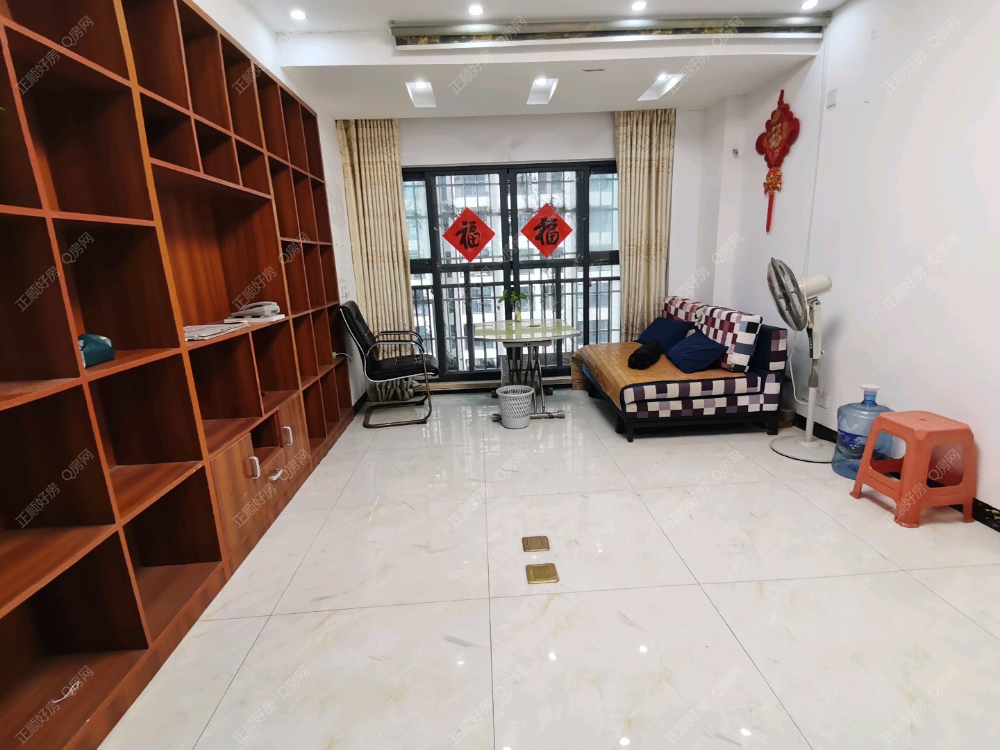 诚丰水晶座租房