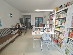 house_img