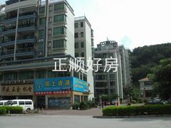 小区外景
