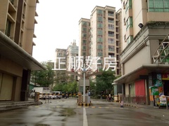 小区门口