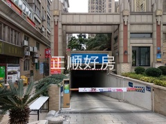 地下车库.jpg