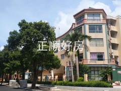 小区门口荣泰小学学校