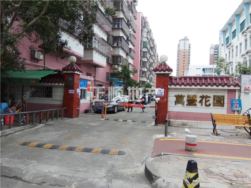 万丰花园大门.jpg