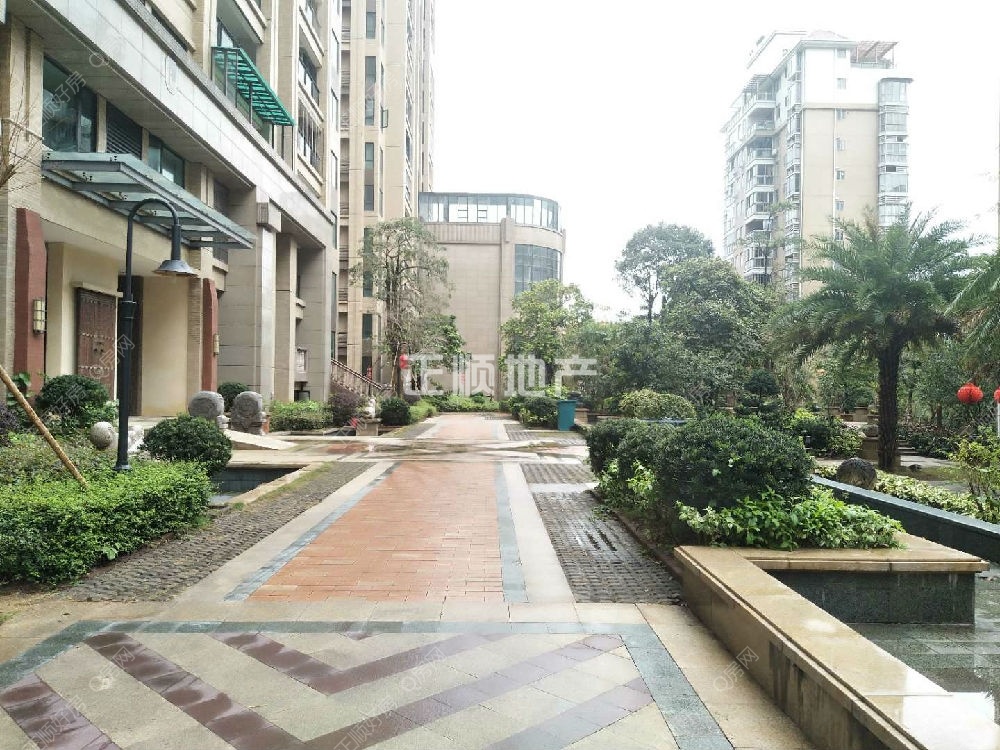 小区景观走道
