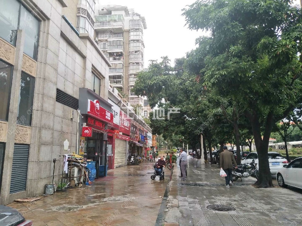 小区春晖路商铺