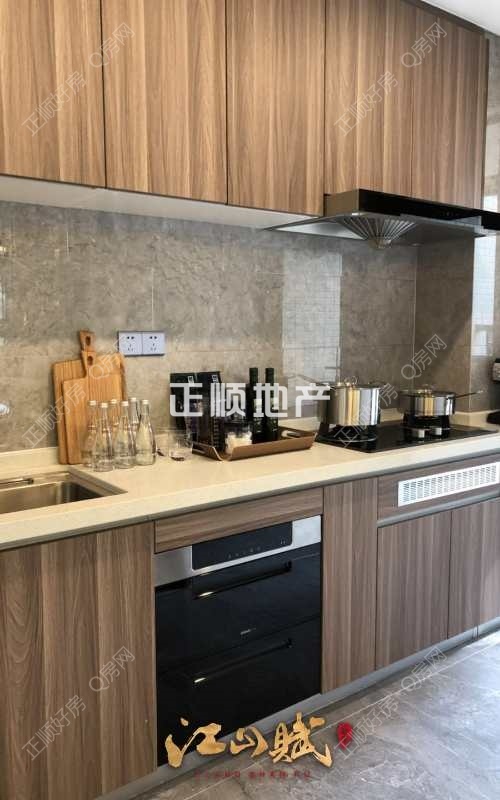 样板图