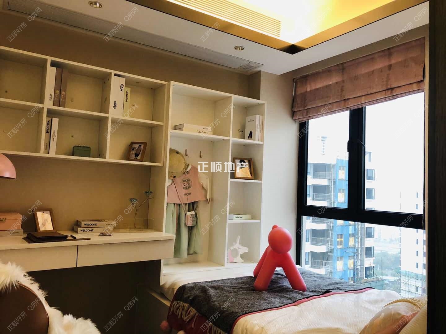 8451410.jpg