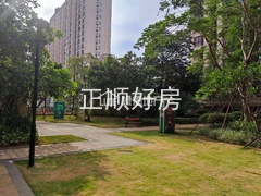 s1060C0D9966643359887D2CF957576EF.jpg