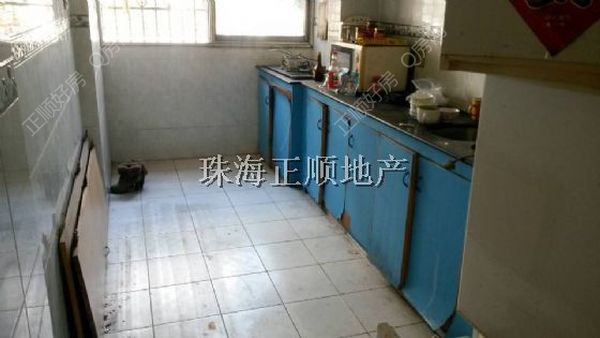 人和大厦3室1厅1卫在售房源图片