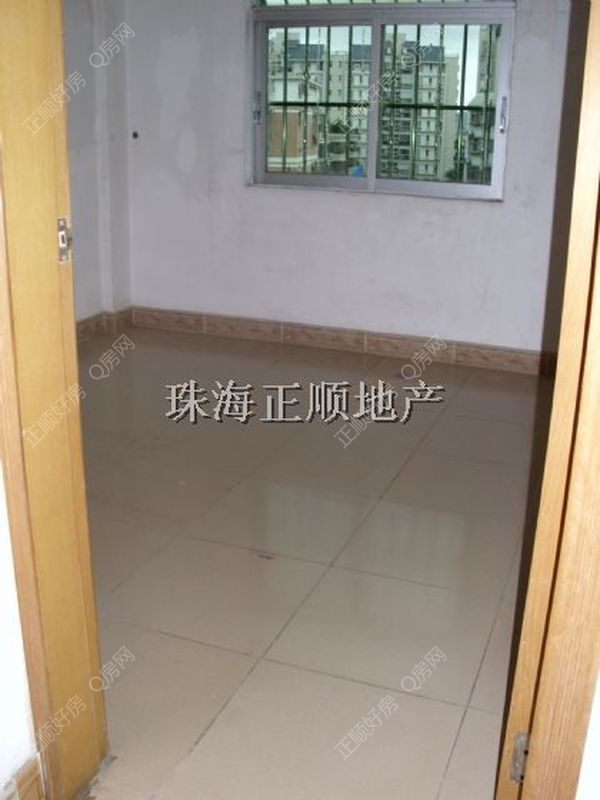 房间