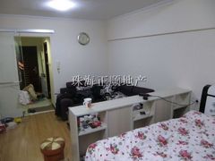 house_img