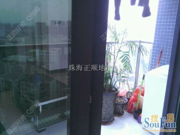 栋座