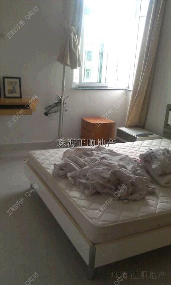 房间