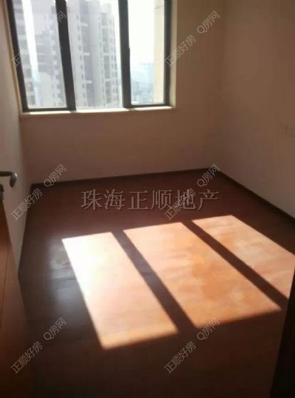 VR看房