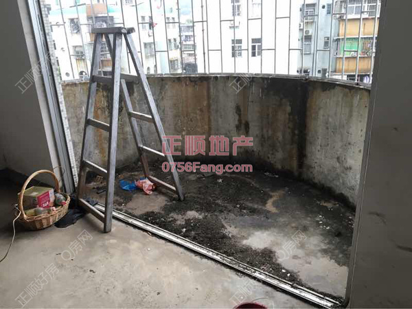 户型图-阳台.jpg