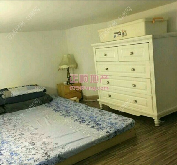卧室-.jpg