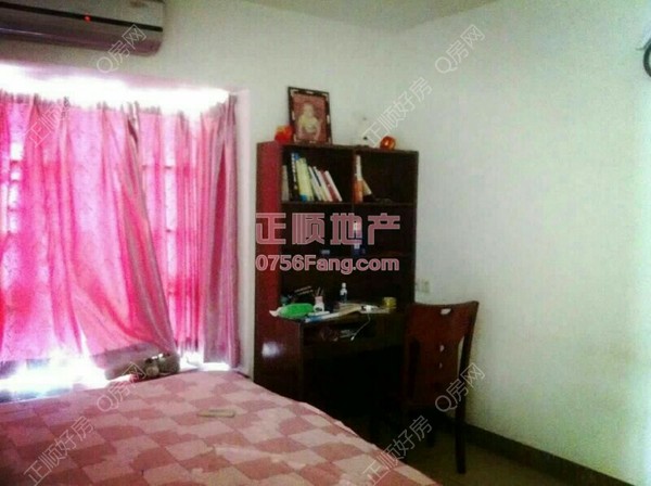 卧室-.jpg