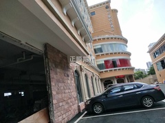 house_img