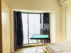 次卧 