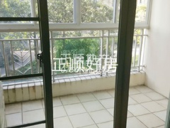 阳台.jpg