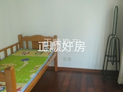 儿童房.jpg