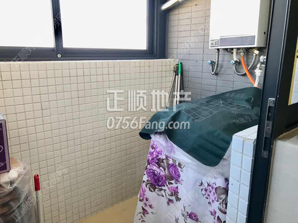 阳台.jpg