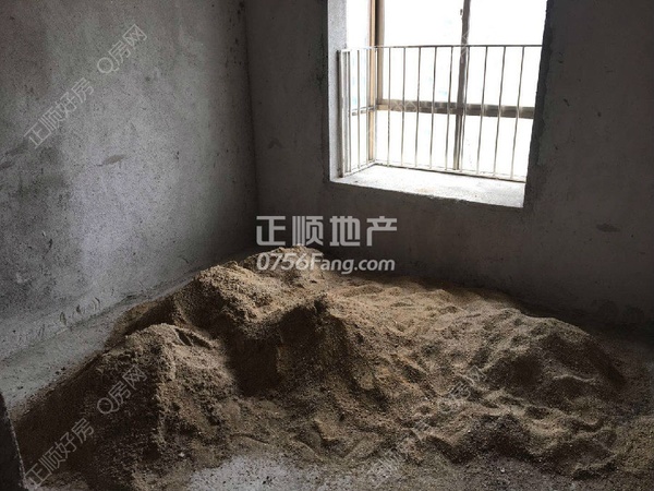 次卧