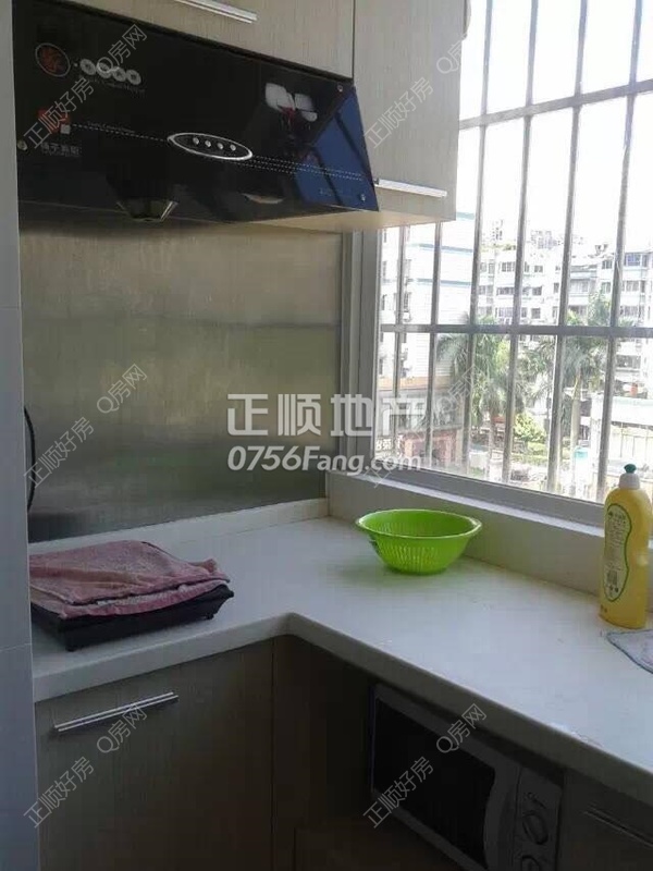 02.jpg