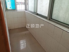 主卧阳台