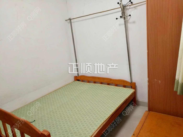 次卧