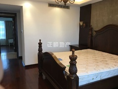 主卧