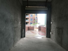house_img