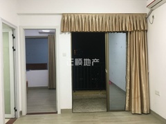 客厅