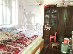 次卧