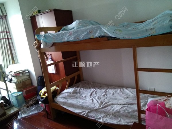 客厅