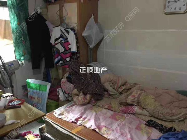 次卧