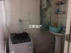 次卧