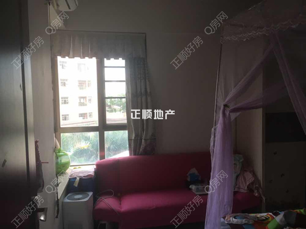 次卧