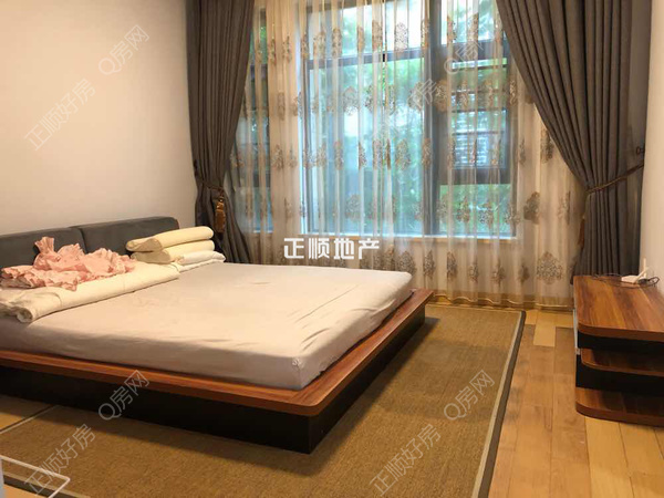 次卧