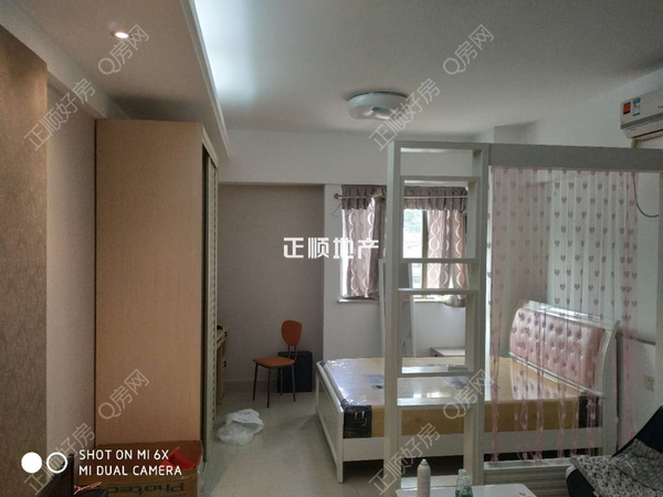客厅
