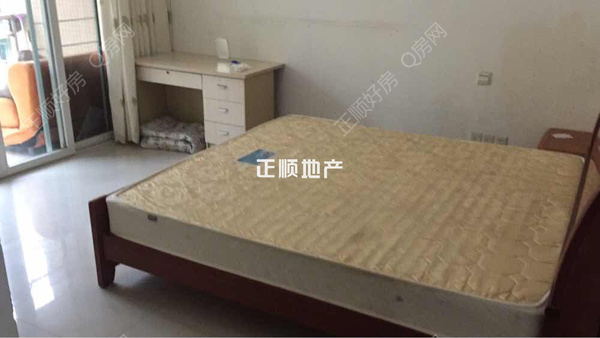 主卧