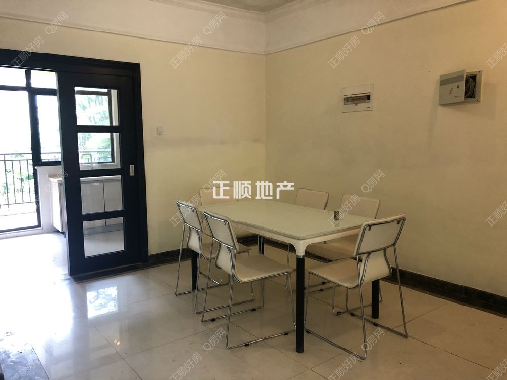 远大美域 4房2厅2卫 精装 150.50平