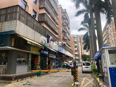 大门