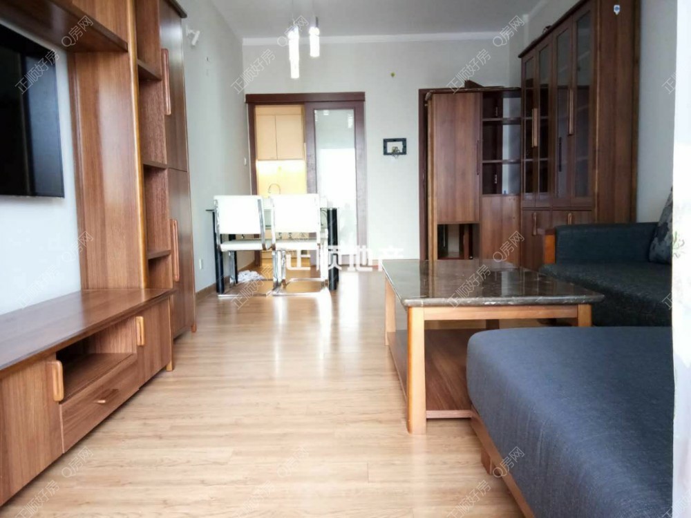 市区高档小区，格力香樟豪装2房，南向靓房，家电齐全，装修好